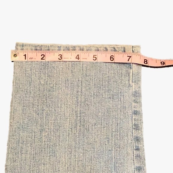 Gloria Vanderbilt Amanda Jeans Light Wash Denim 5 Pocket Womens Sz 14 Short - Picture 13 of 14